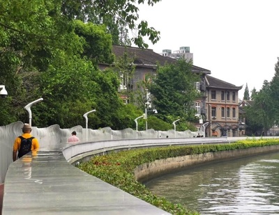 家門口的美景回來了!長寧蘇河步道華政段恢復(fù)通行